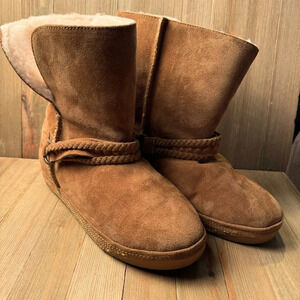 Suede Wool Lined Mid-Calf Boots Tan Ankle Strap Accent size 9 Cozy Tara M‎ Zoe